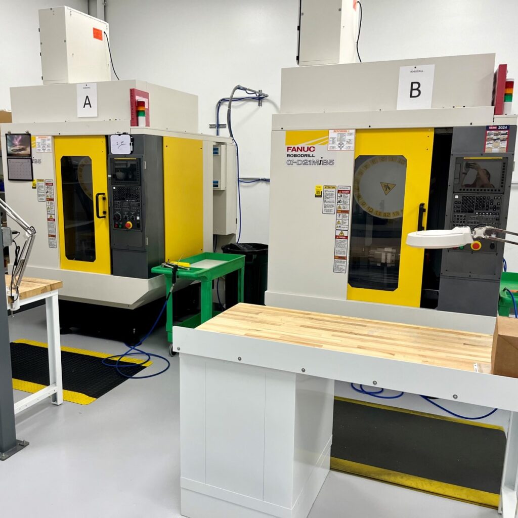Plastic CNC Mills Photo